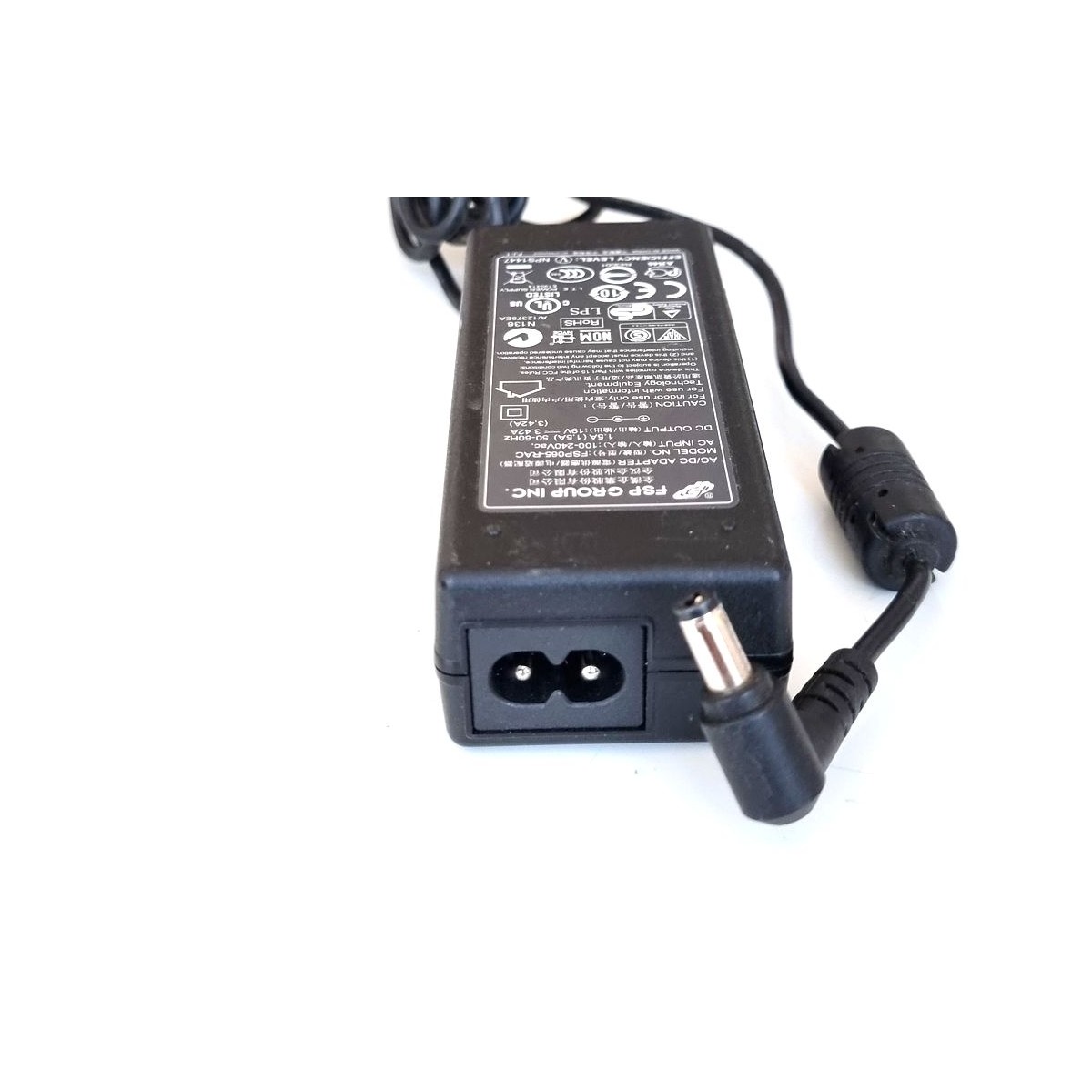 ZASILACZ ŁADOWARKA FSP 19V 3.42A 65W FSP065