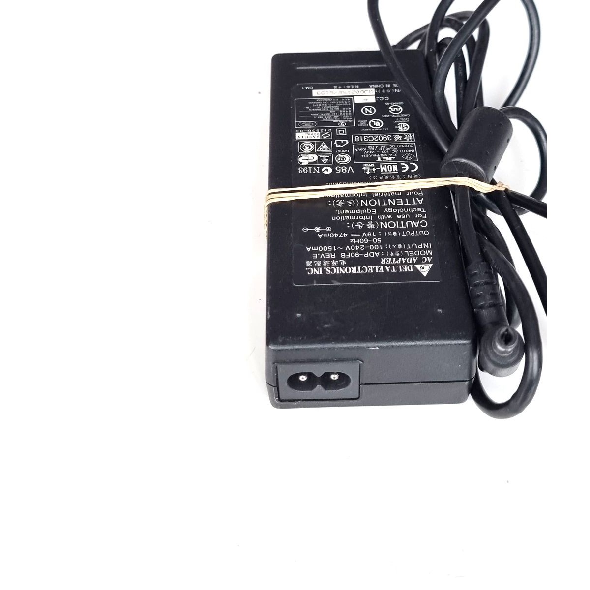 ORYGINALNY ZASILACZ DELTA 19V 4.74A 90W ADP-90FB